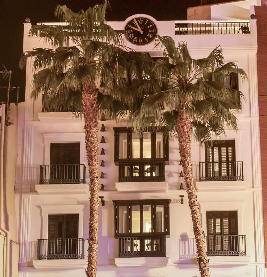 Lägenhetshotell The Clock House Luxury Urban Suites Málaga